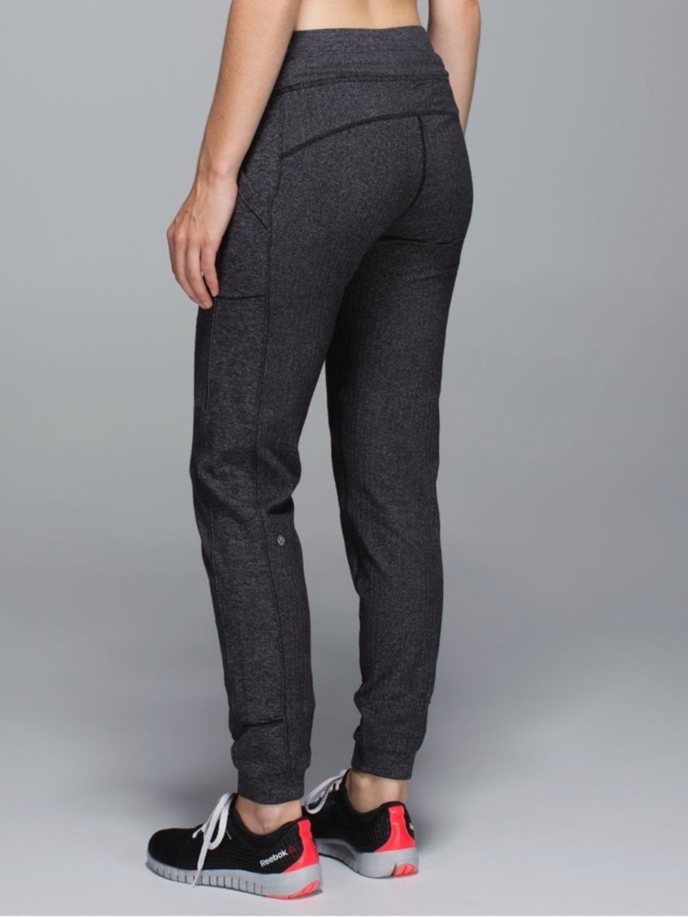 Lululemon Base Runner Pant - Picture 2 of 8